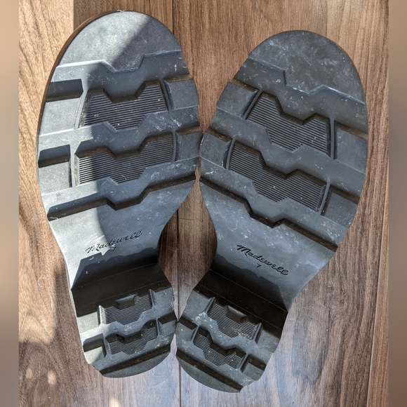 RARE find! Madewell - Chelsea Ridgefield Lug Sole Slip-On Mule | Size 7 | Black - Picture 6 of 14